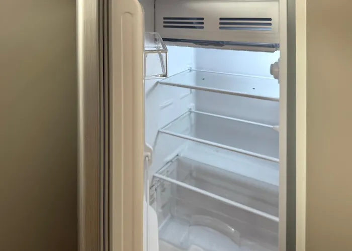 K22 West Sekocinska 13b * Варшава