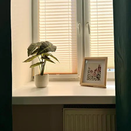 K22 West Sekocinska 13b Warszawa