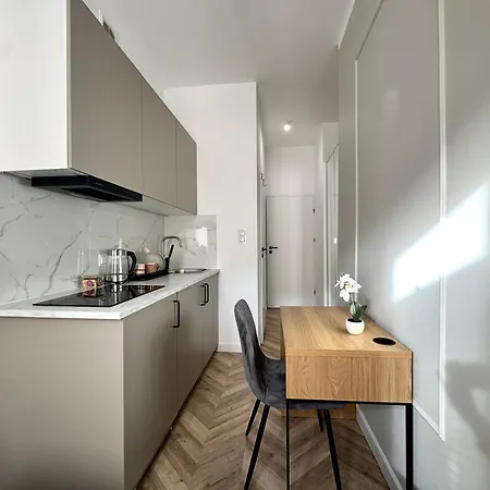 K22 West Sekocinska 13b * Warsaw