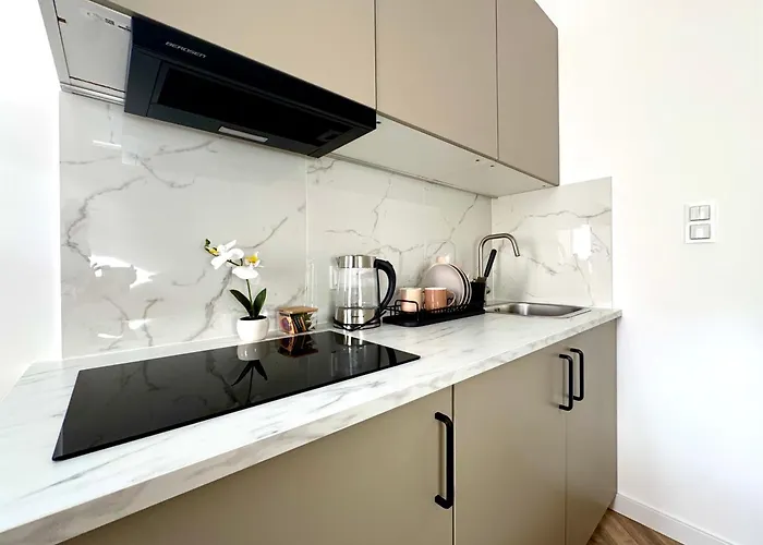 K22 West Sekocinska 13b