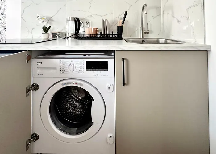 K22 West Sekocinska 13b Varšava